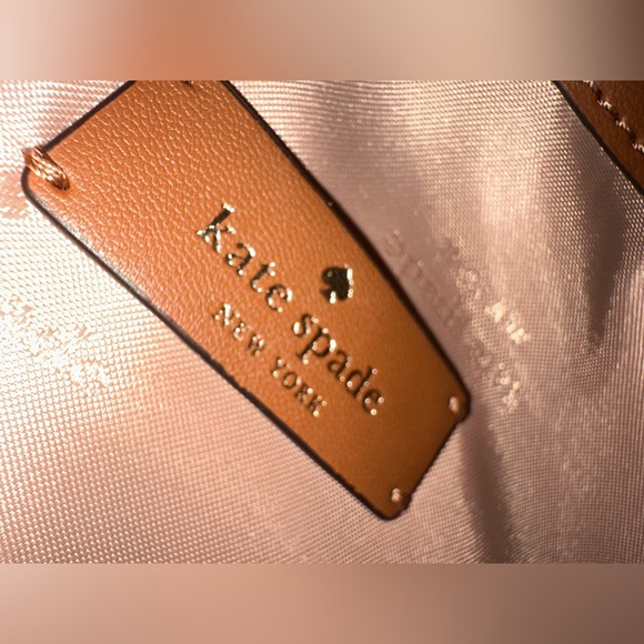 Kate Spades Dumpling bag - Picture 9 of 10